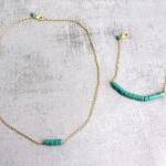 Gold Chain Bracelet With Turquoise Stones, Simple..