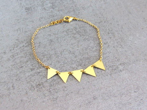 Gold Brass Garland Bracelet, Gold Plated Chain, Geometric Jewelry, Triangle Bracelet.